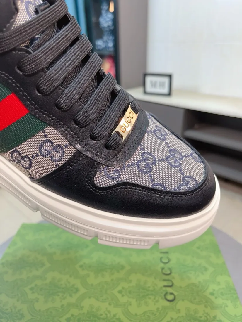 Men's shoes 💰440🌹🌹GUCCI [Gucci] New high-top men's shoes, a high-end brand, the latest fashionable casual men's shoes, trendy and versatile, relaxed and sporty style, uppers imported from Italy, first-layer cowhide, genuine leather lining, and ultra-fine workmanship. Original personalized fashionable rubber wear-resistant outsole, light and comfortable on the foot, size 38-44